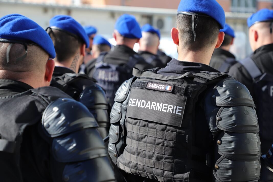 xhandarmeria franceze