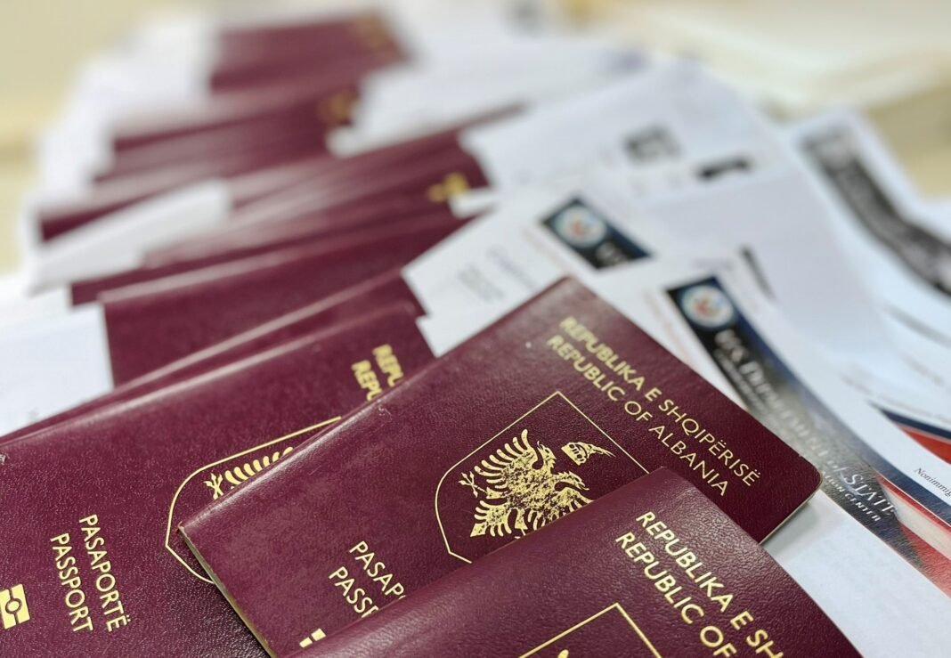 pasaporta e sqhiperise