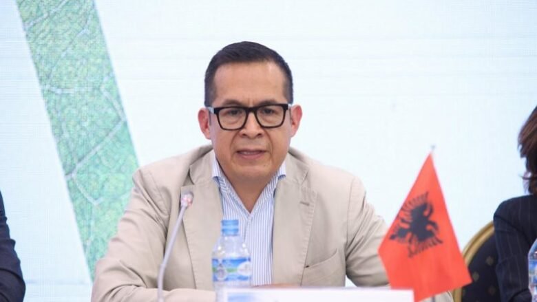 emanuel-salinas-780x439