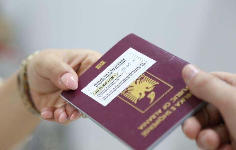 pasaporta-shqiptare